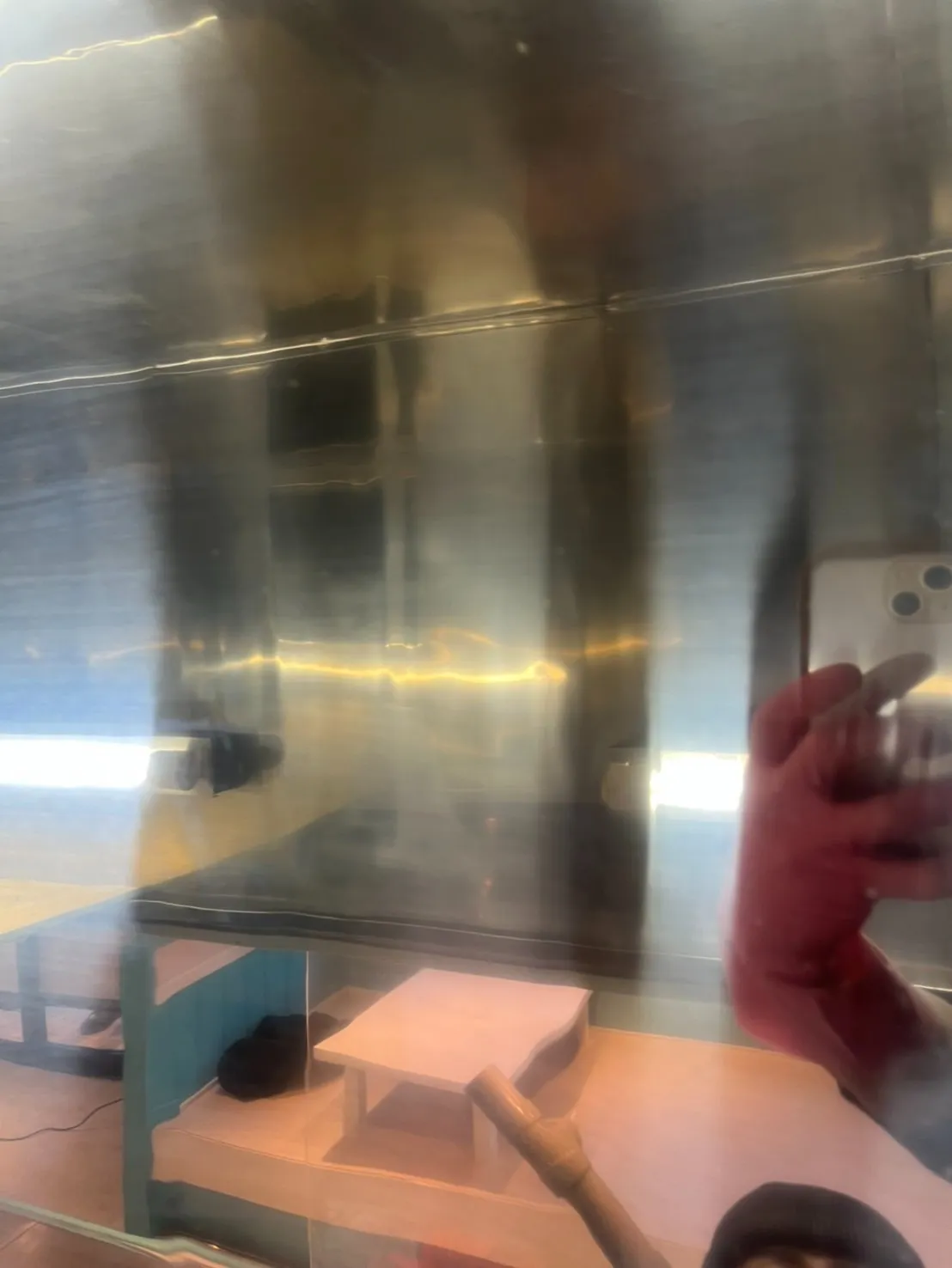 店舗にて厨房清掃